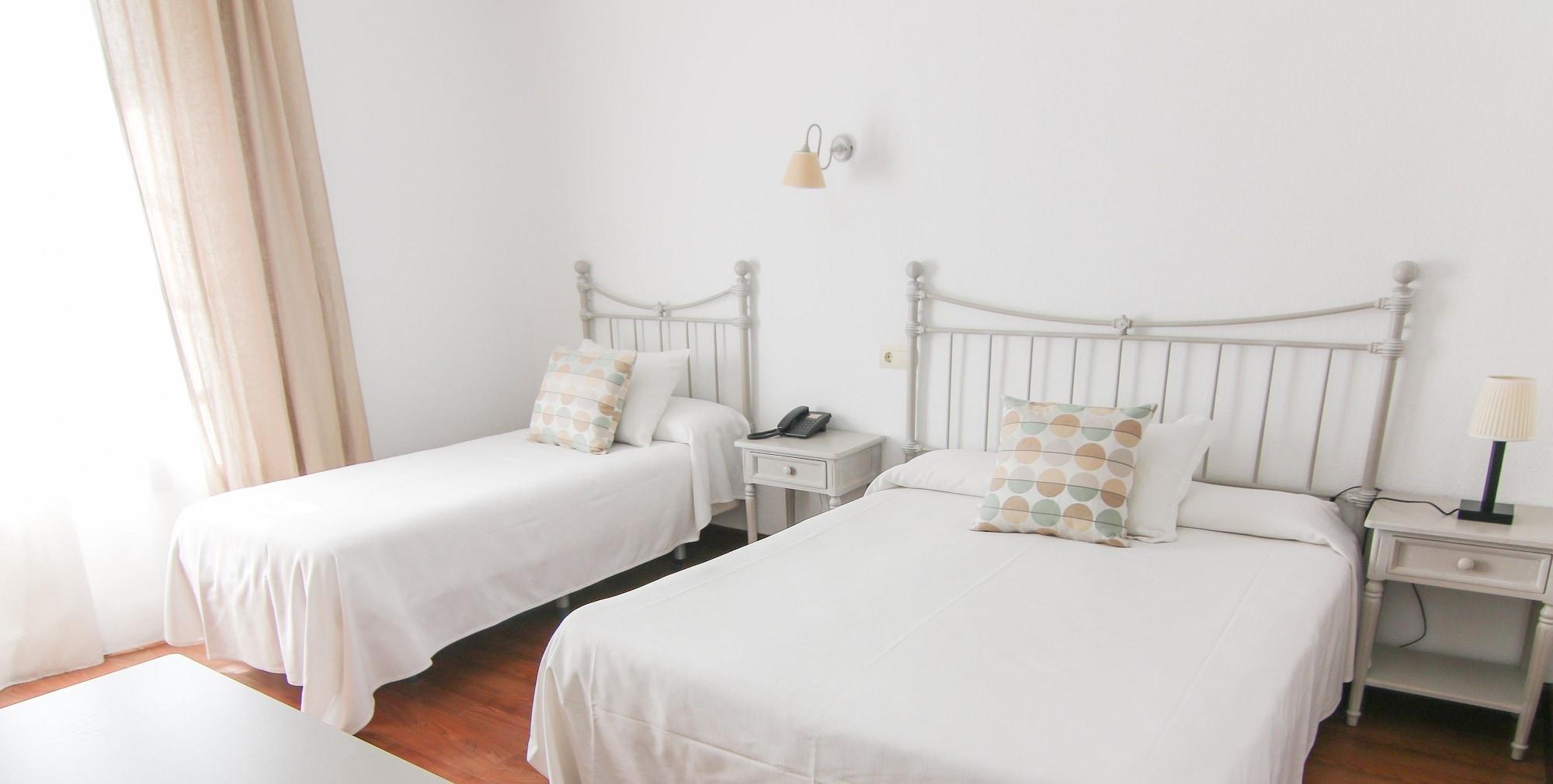 Hotel Capri Sitges Luaran gambar