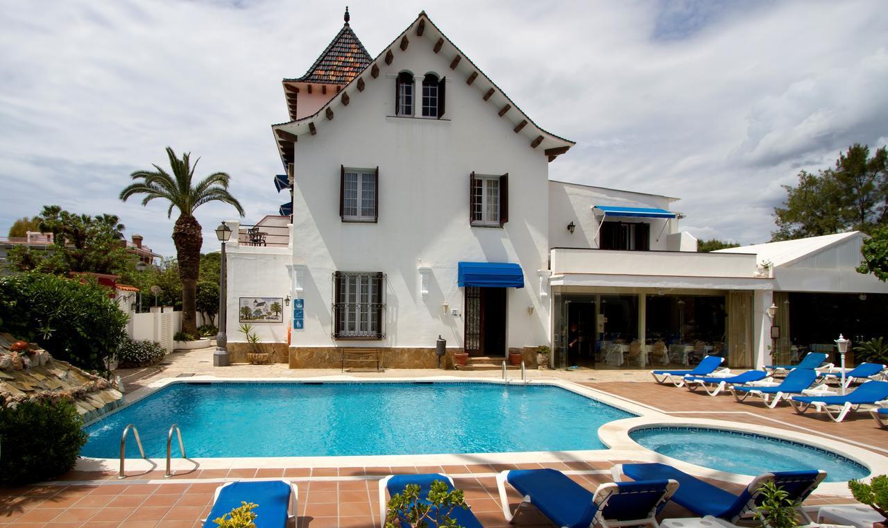 Hotel Capri Sitges Luaran gambar