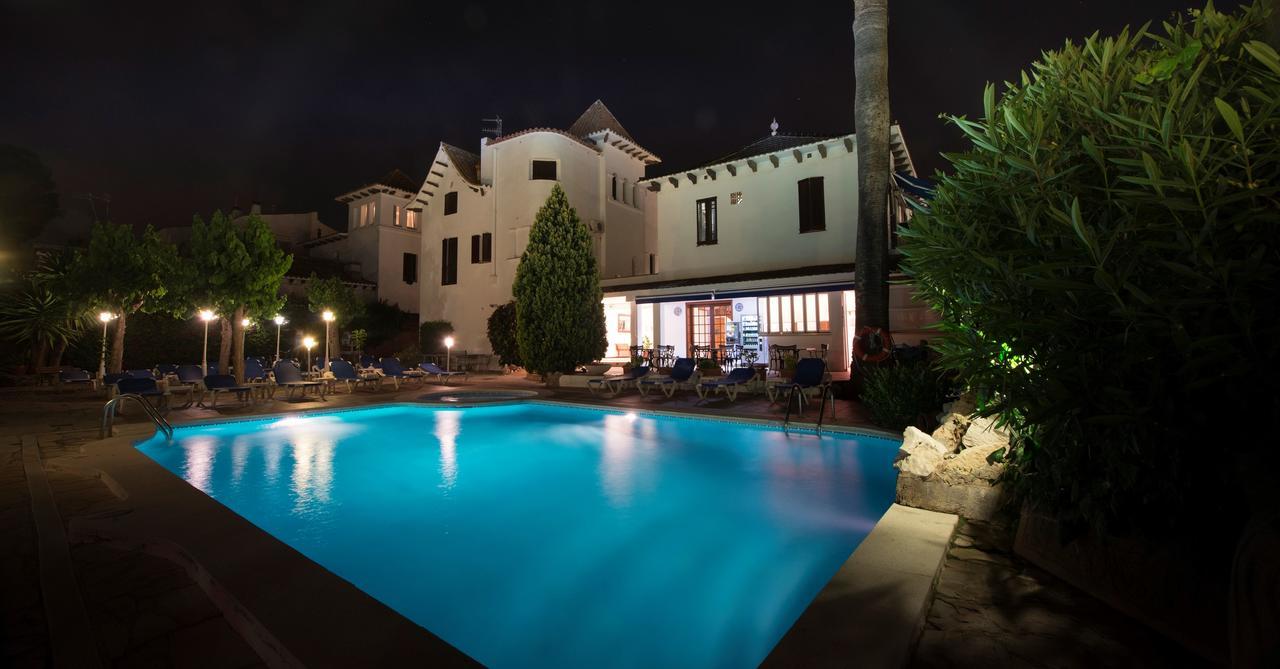 Hotel Capri Sitges Luaran gambar
